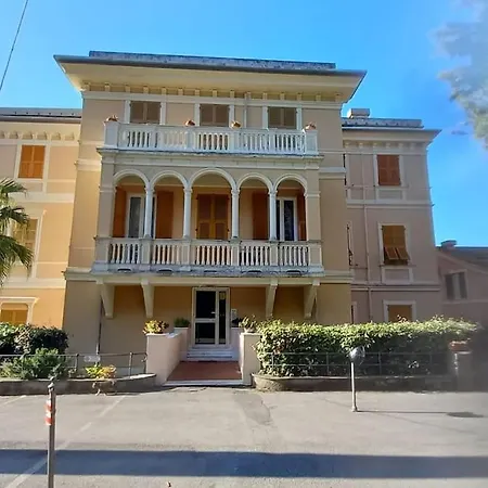 Casa Con Accesso Privato Al Mare E Parcheggio *